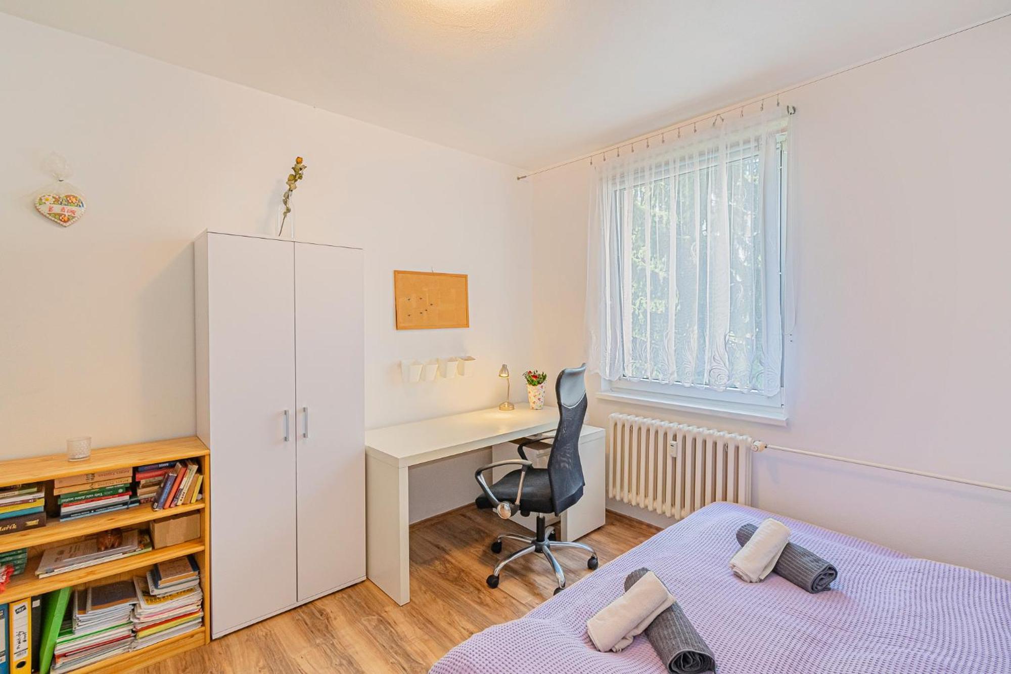 Ubytování v soukromí A Private In A Shared Flat - Soukromy Ve Sdilenem Byte *